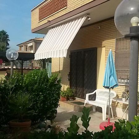 B&B Si Sta Bene ออสเตียอันตีกา ภายนอก รูปภาพ